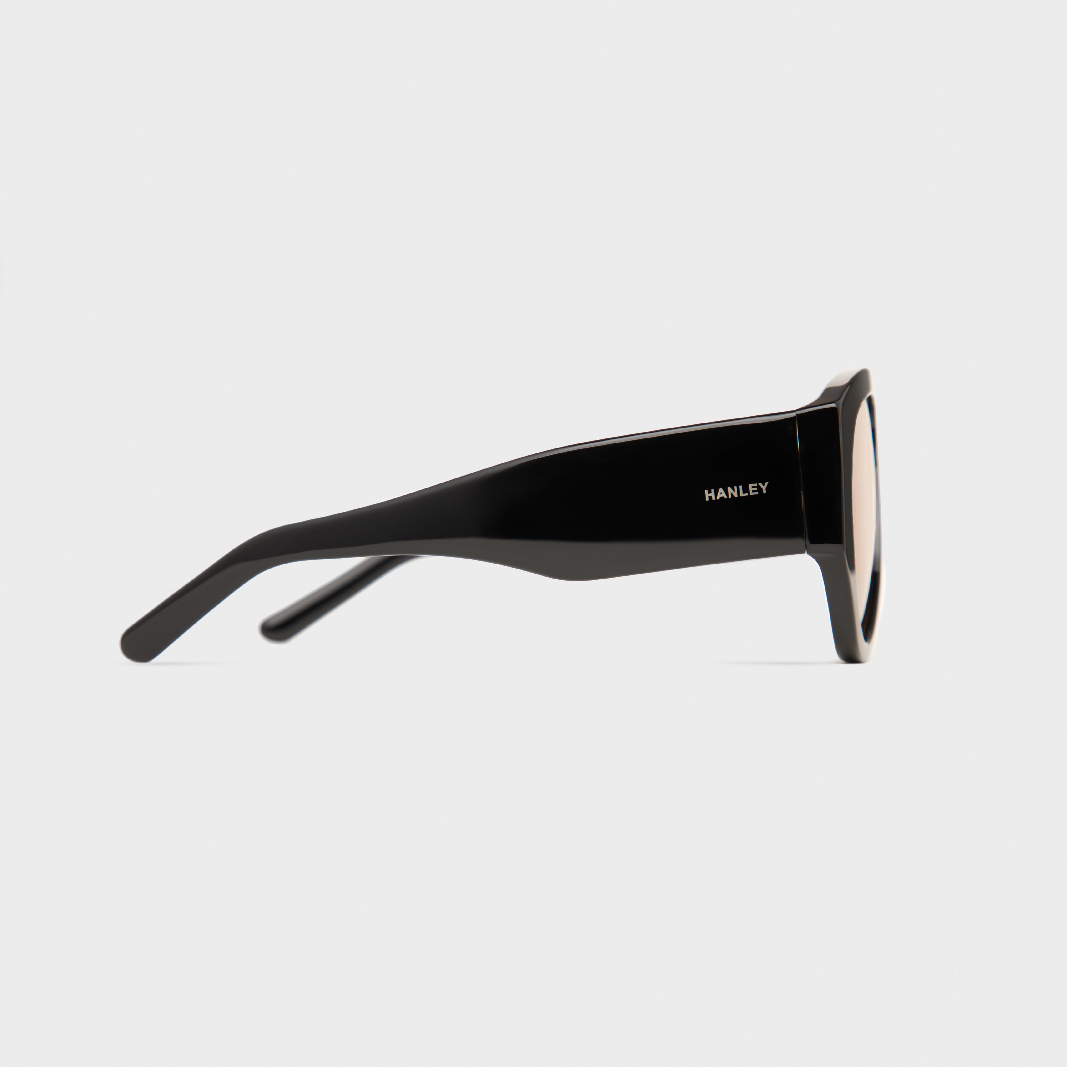Aura Black